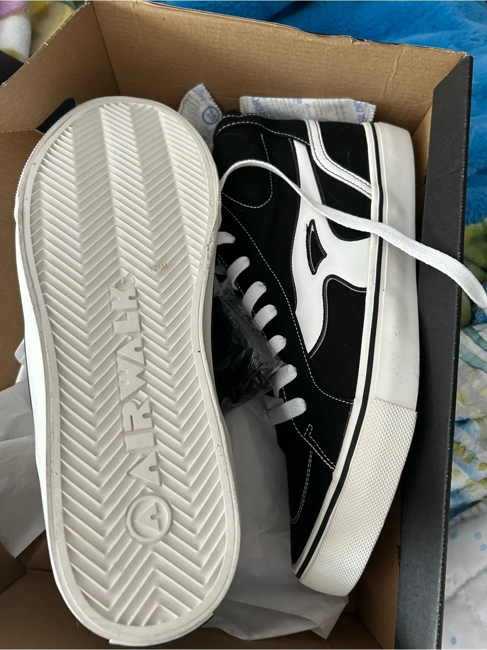 Airwalk Black and White High-Top Sneakers, 10.5
